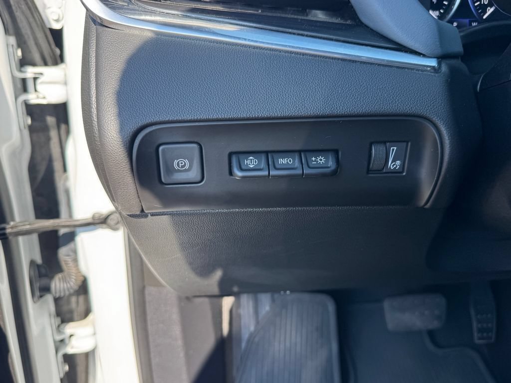 Used 2024 Buick Enclave Premium FWD image 23