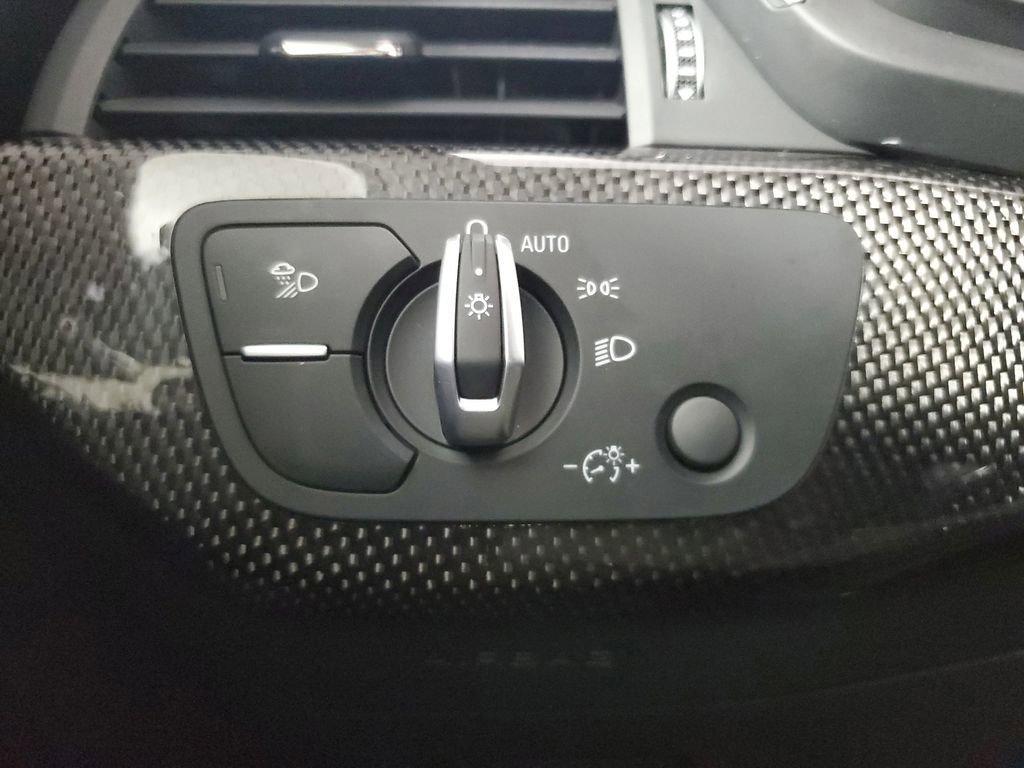 Used 2023 Audi S4 Premium Plus image 33