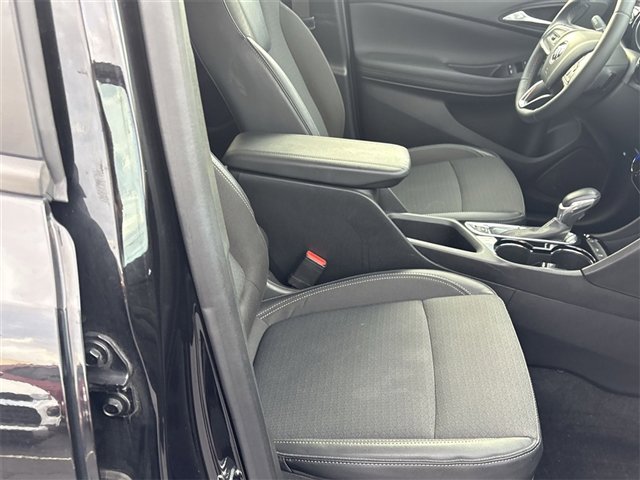 Used 2021 Buick Encore GX Preferred w/ Cold Weather Comfort Package image 26