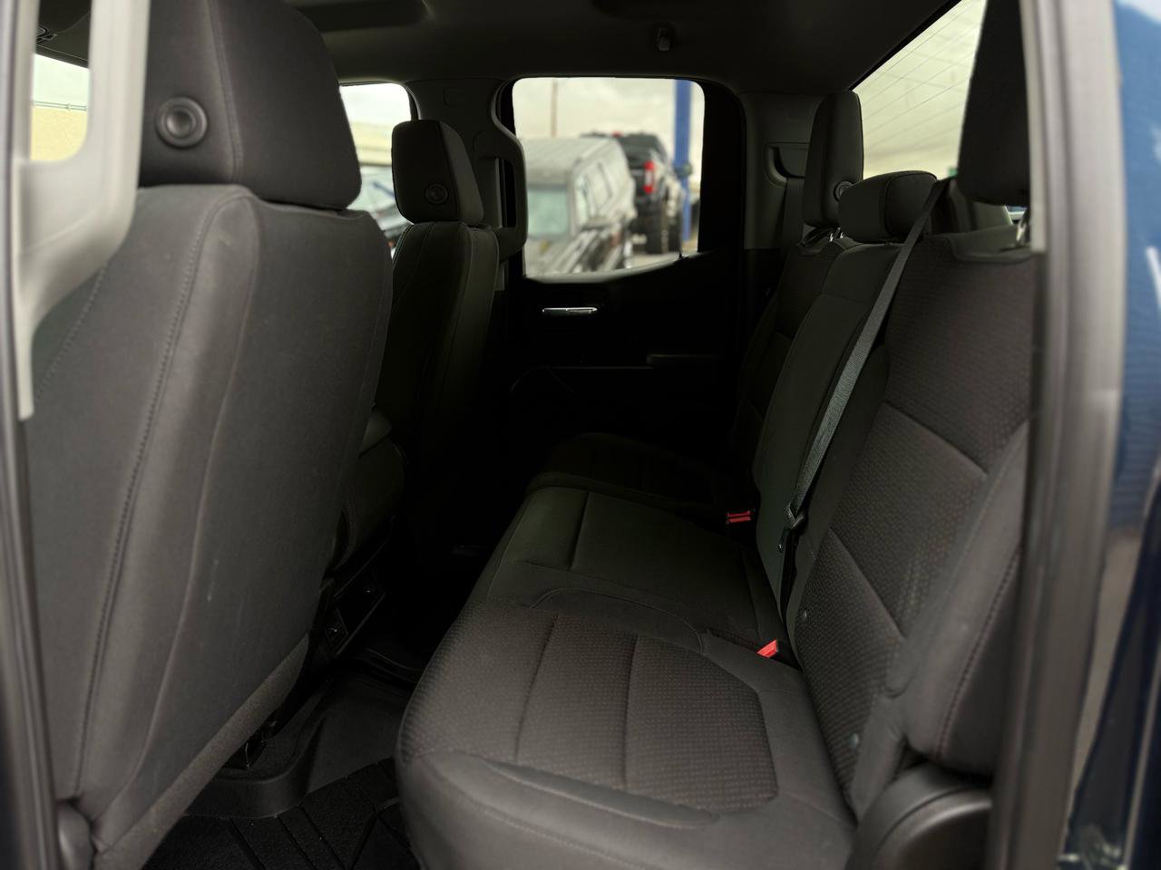 Used 2020 Chevrolet Silverado 1500 Custom w/ Custom Value Package AWD/4WD image 12