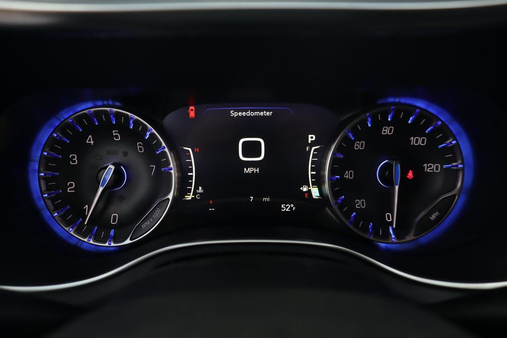 New 2026 Chrysler Pacifica Limited w/ S Appearance Package image 4