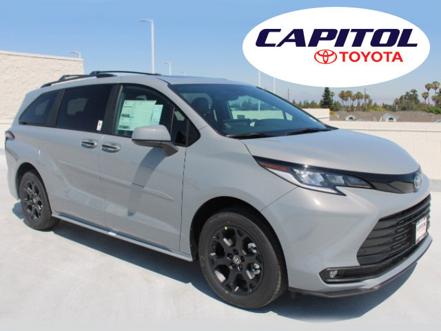 New 2026 Toyota Sienna XLE Woodland Edition AWD/4WD image 1