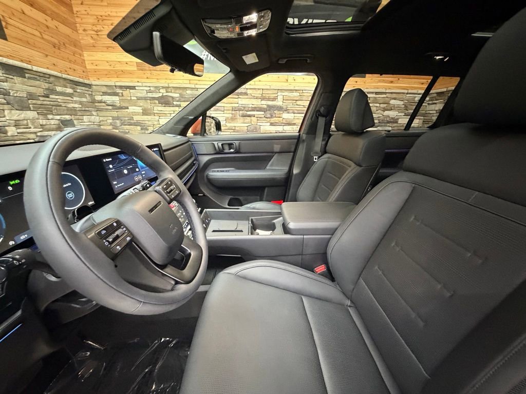 Certified 2025 Hyundai Santa Fe Calligraphy image 11