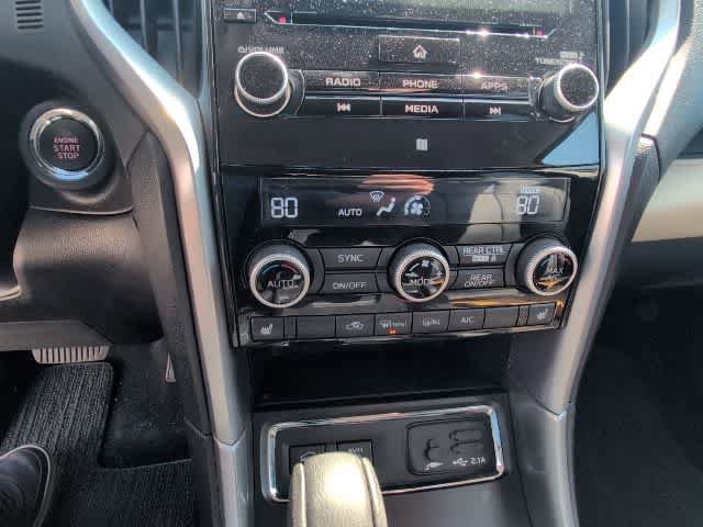 Used 2022 Subaru Ascent Limited image 16