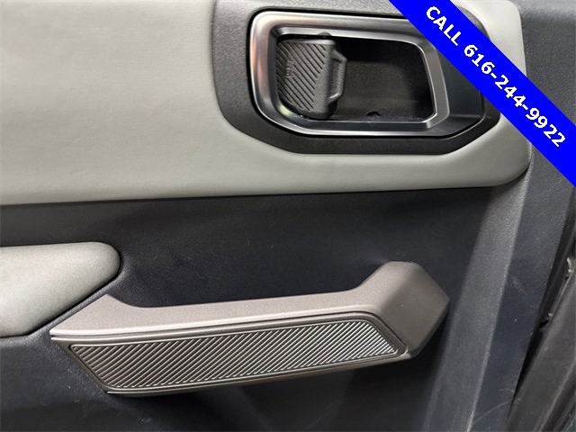 Used 2022 Ford Bronco Badlands image 18