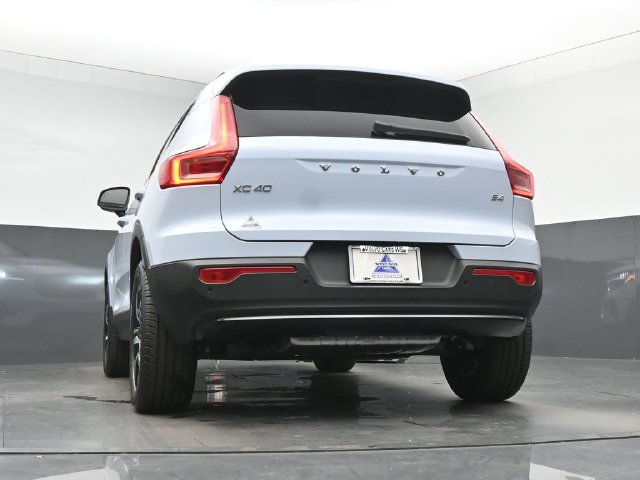 New 2026 Volvo XC40 B4 Core w/ Protection Package Premier FWD image 36
