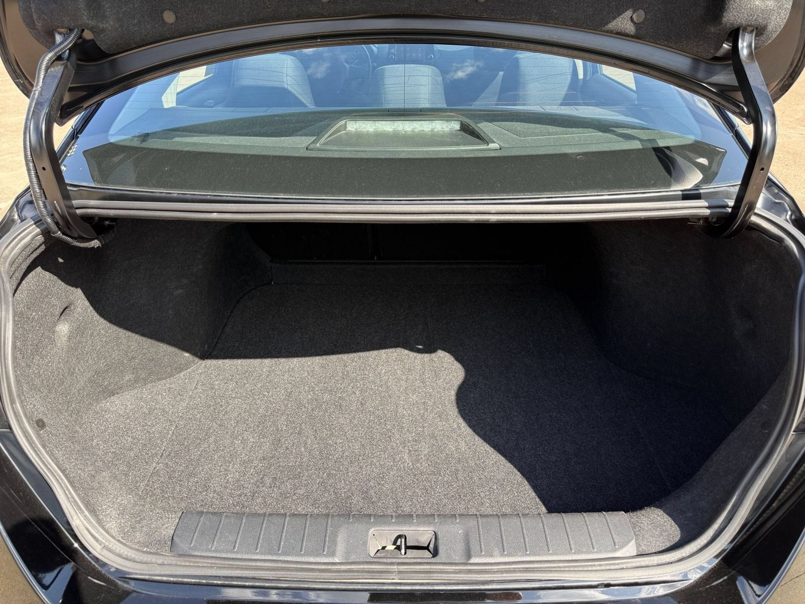 Used 2025 Nissan Sentra S FWD image 31