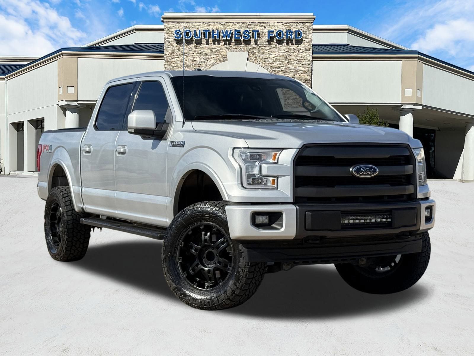 Used 2015 Ford F150 Lariat w/ Equipment Group 502A Luxury