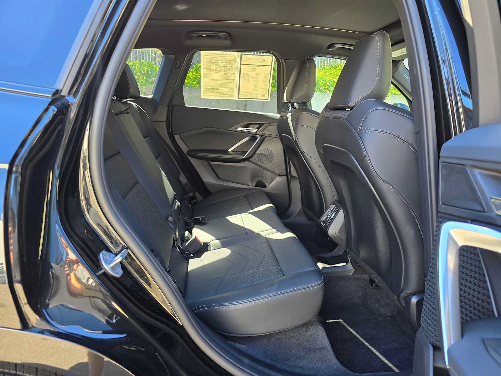 Used 2025 BMW X1 xDrive28i w/ M Sport Package AWD/4WD image 12