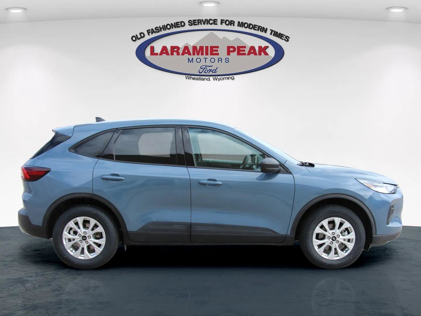 Used 2025 Ford Escape Active image 2