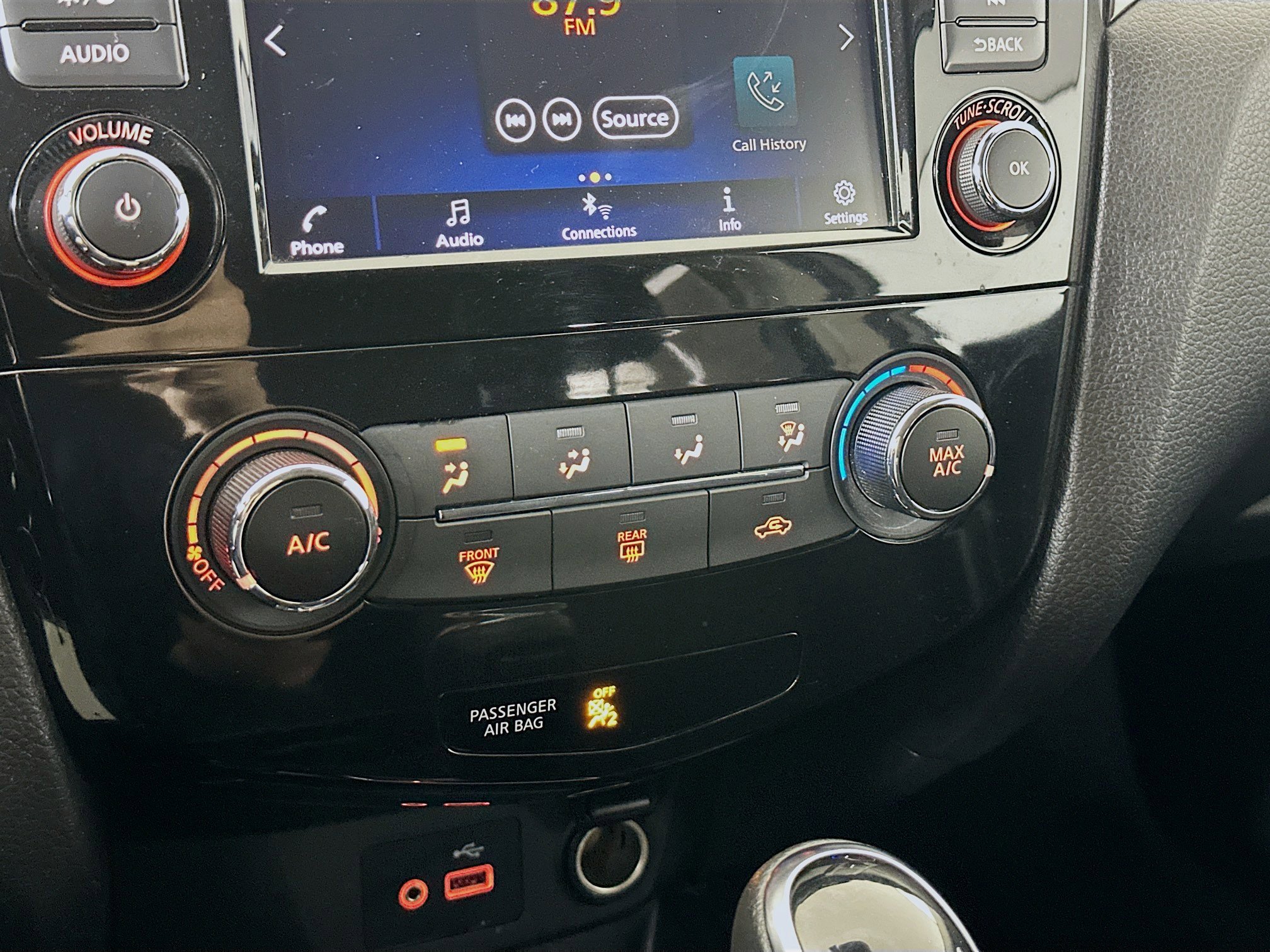 Used 2020 Nissan Rogue Sport S image 22