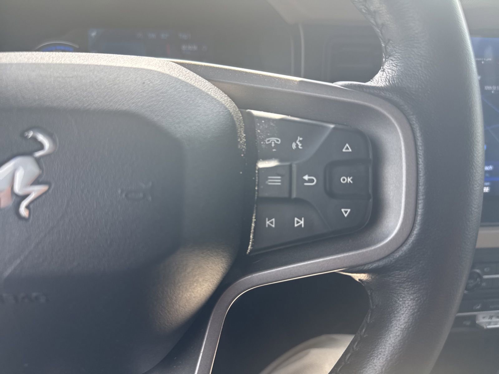 Used 2023 Ford Bronco Wildtrak image 14