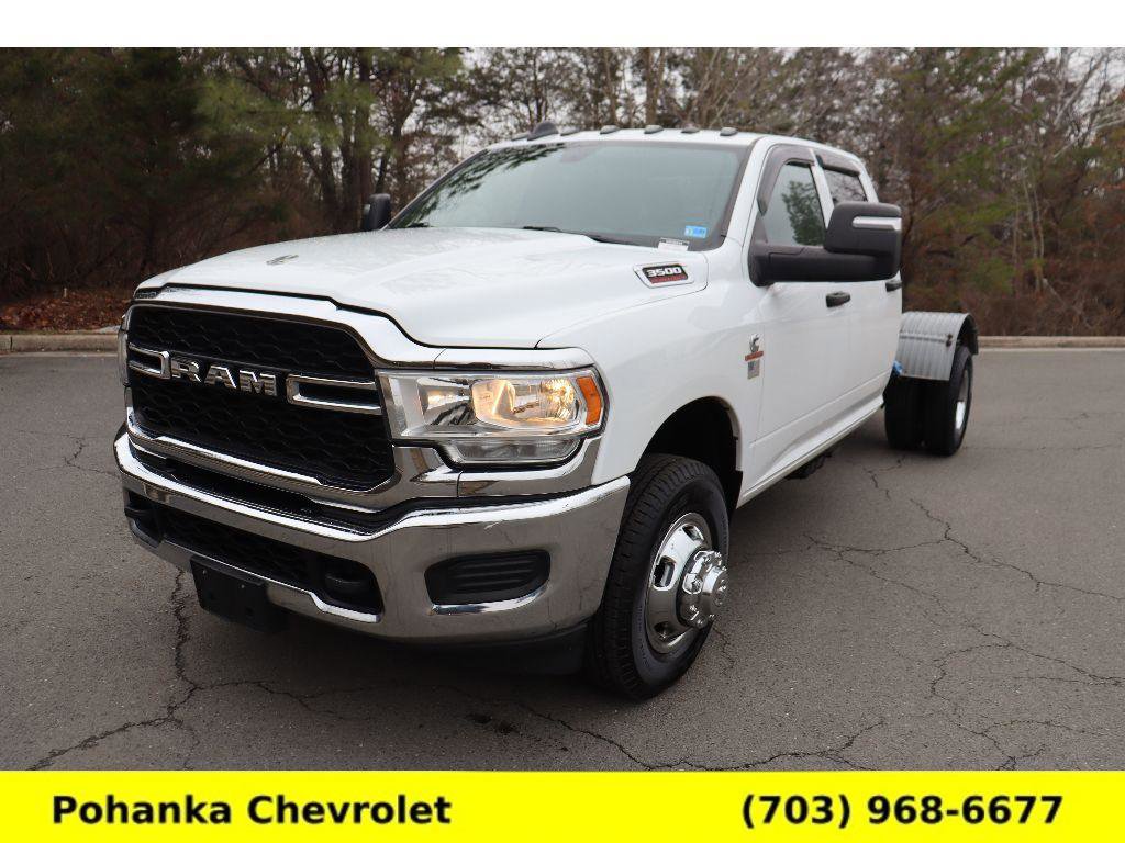 Used 2023 RAM 3500 Tradesman w/ Chrome Appearance Group image 3