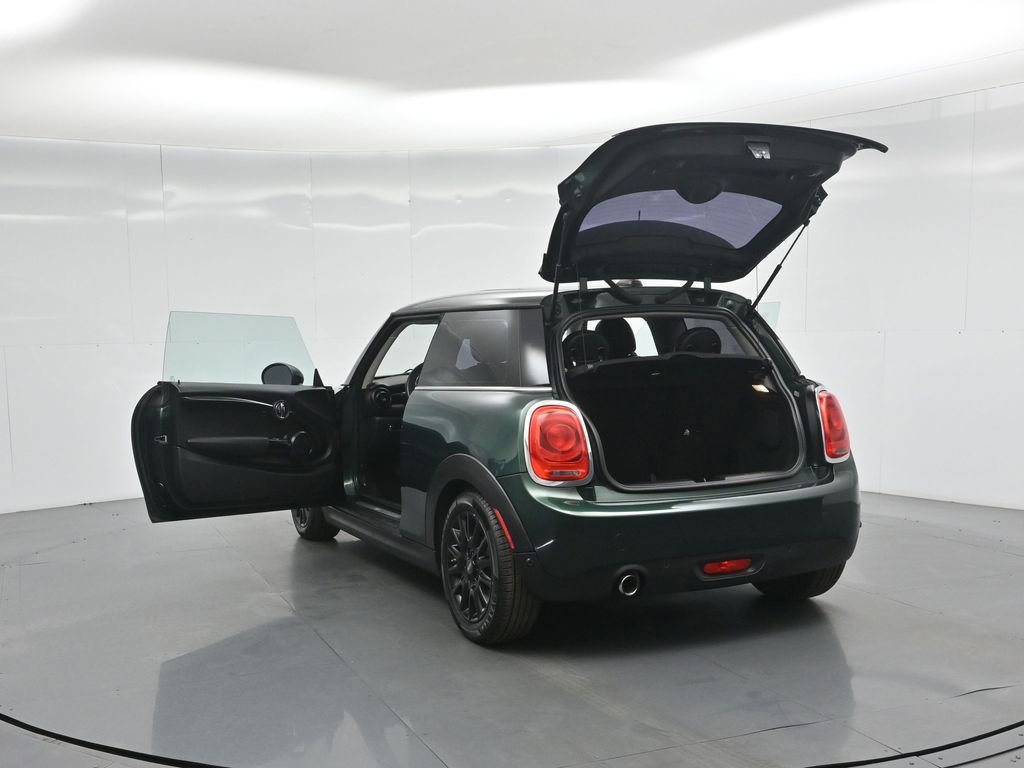 Used 2019 MINI Cooper 2-Door Hardtop image 33