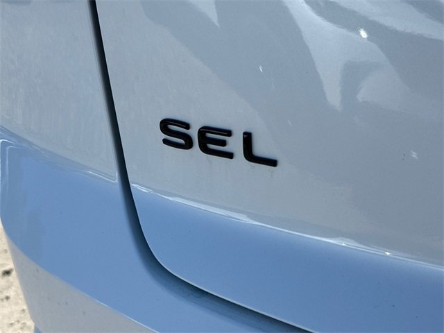 New 2026 Volkswagen Atlas Cross Sport SEL R-Line image 10