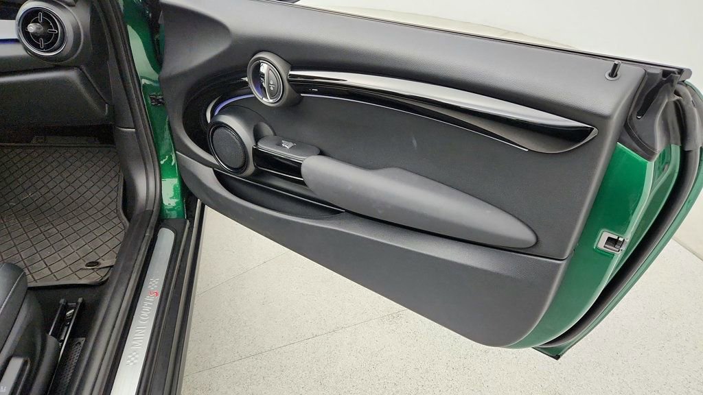 Used 2023 MINI Cooper S image 27