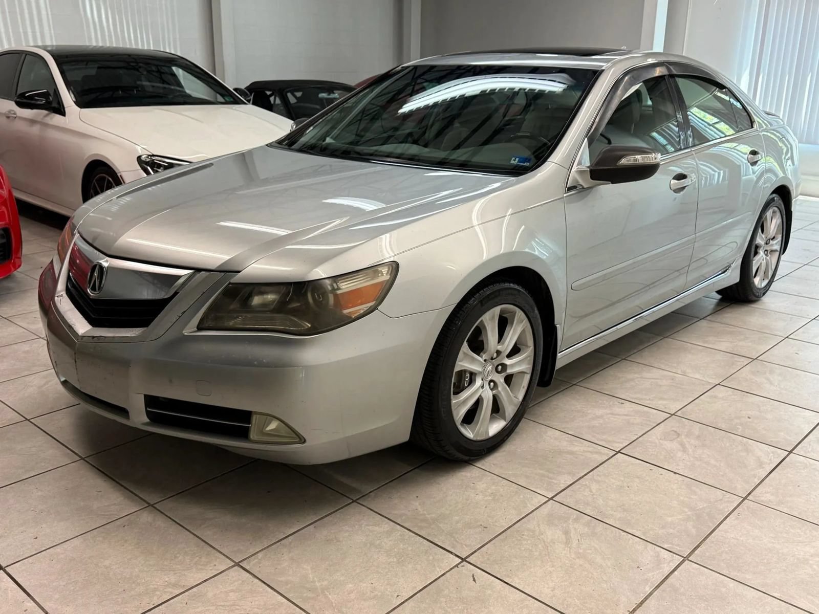 Used 2010 Acura RL AWD/4WD image 3