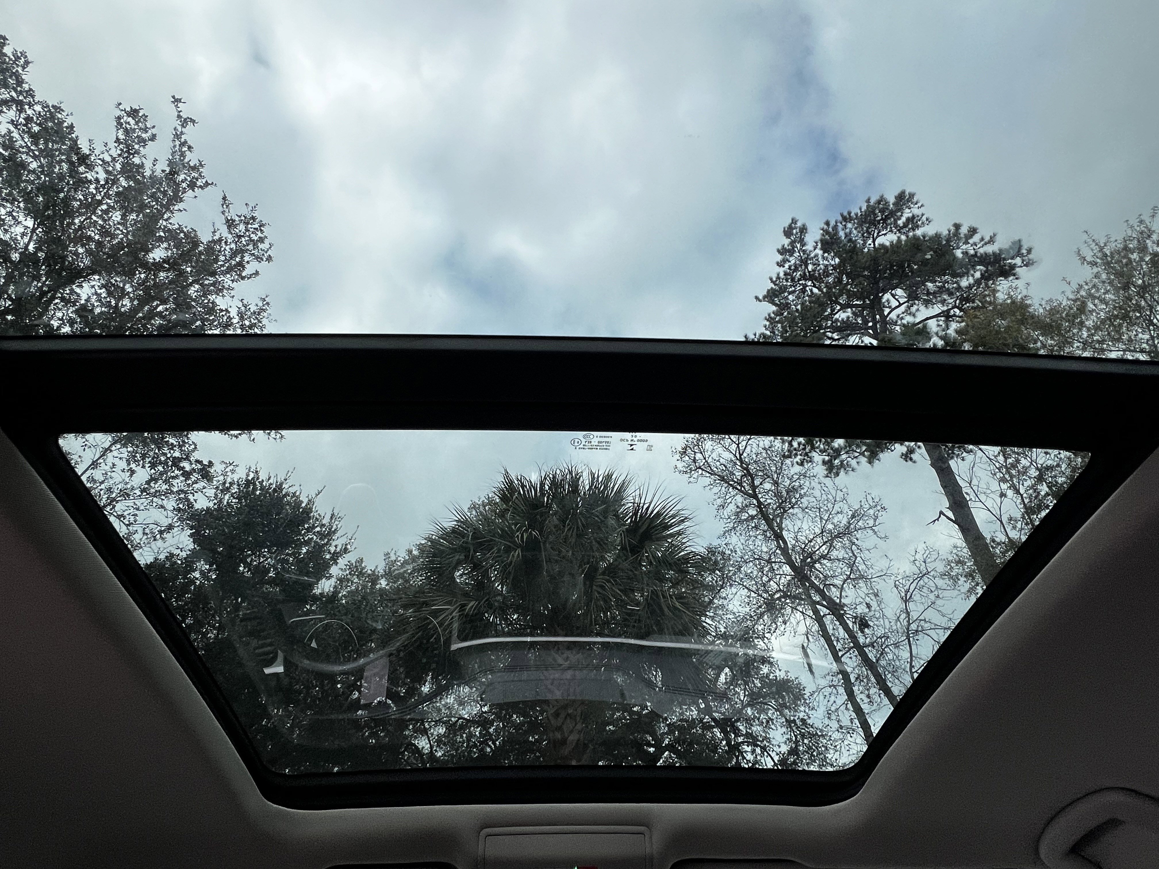 Used 2021 Volkswagen Atlas SE w/ Panoramic Sunroof Package image 36