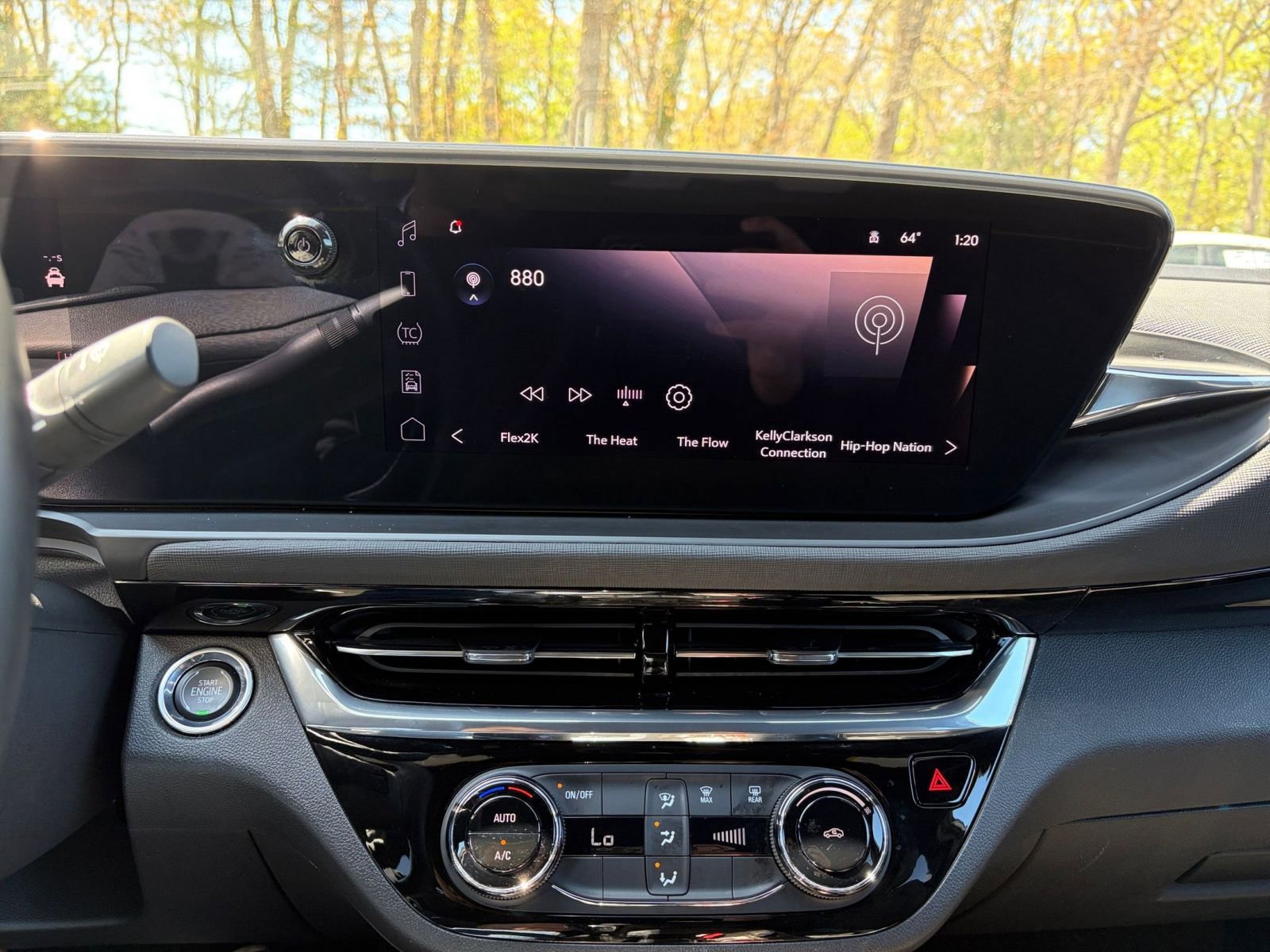 Used 2025 Buick Envista Sport Touring FWD image 17