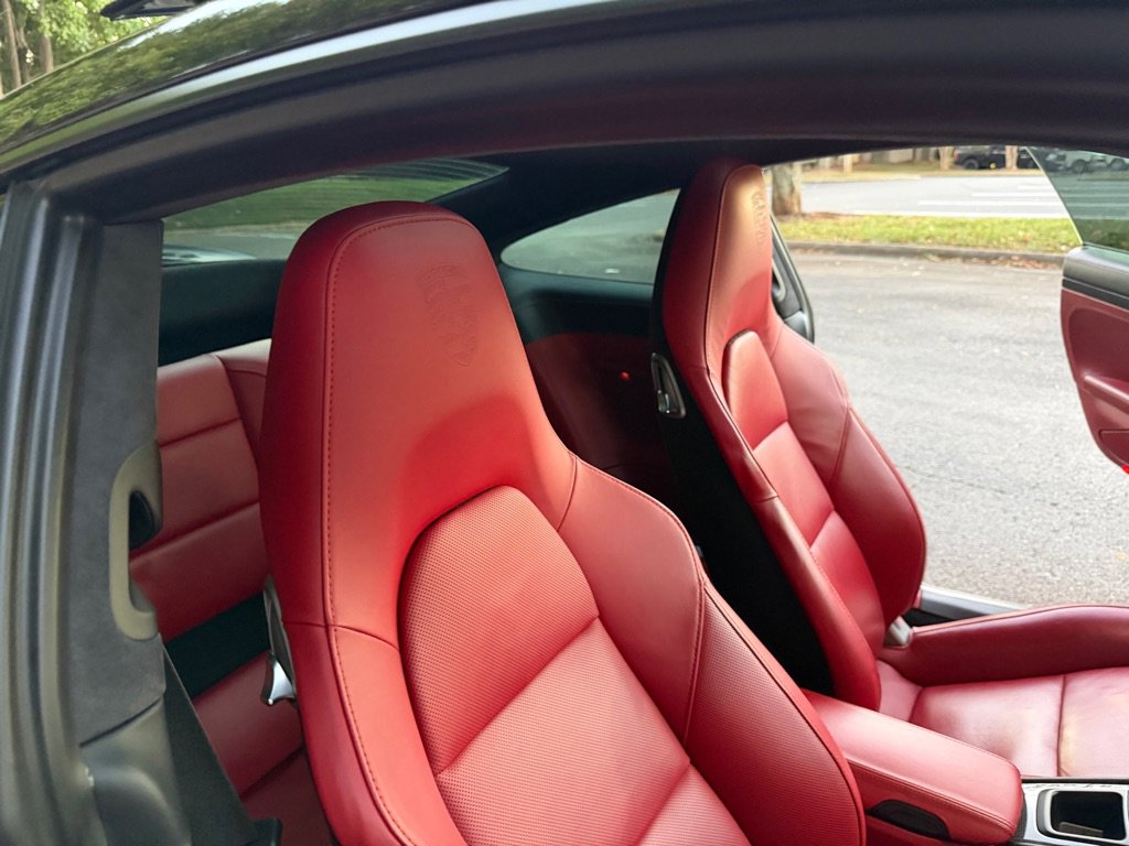 Used 2015 Porsche 911 Turbo S image 31