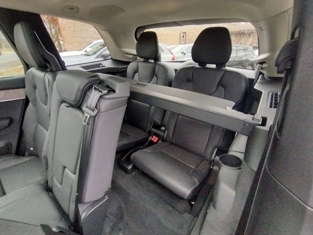 New 2026 Volvo XC90 B6 Ultra w/ Protection Package image 31