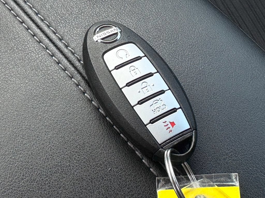 Used 2021 Nissan Sentra SV FWD image 31