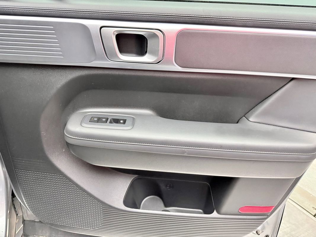 Used 2024 Hyundai Santa Fe SEL image 16