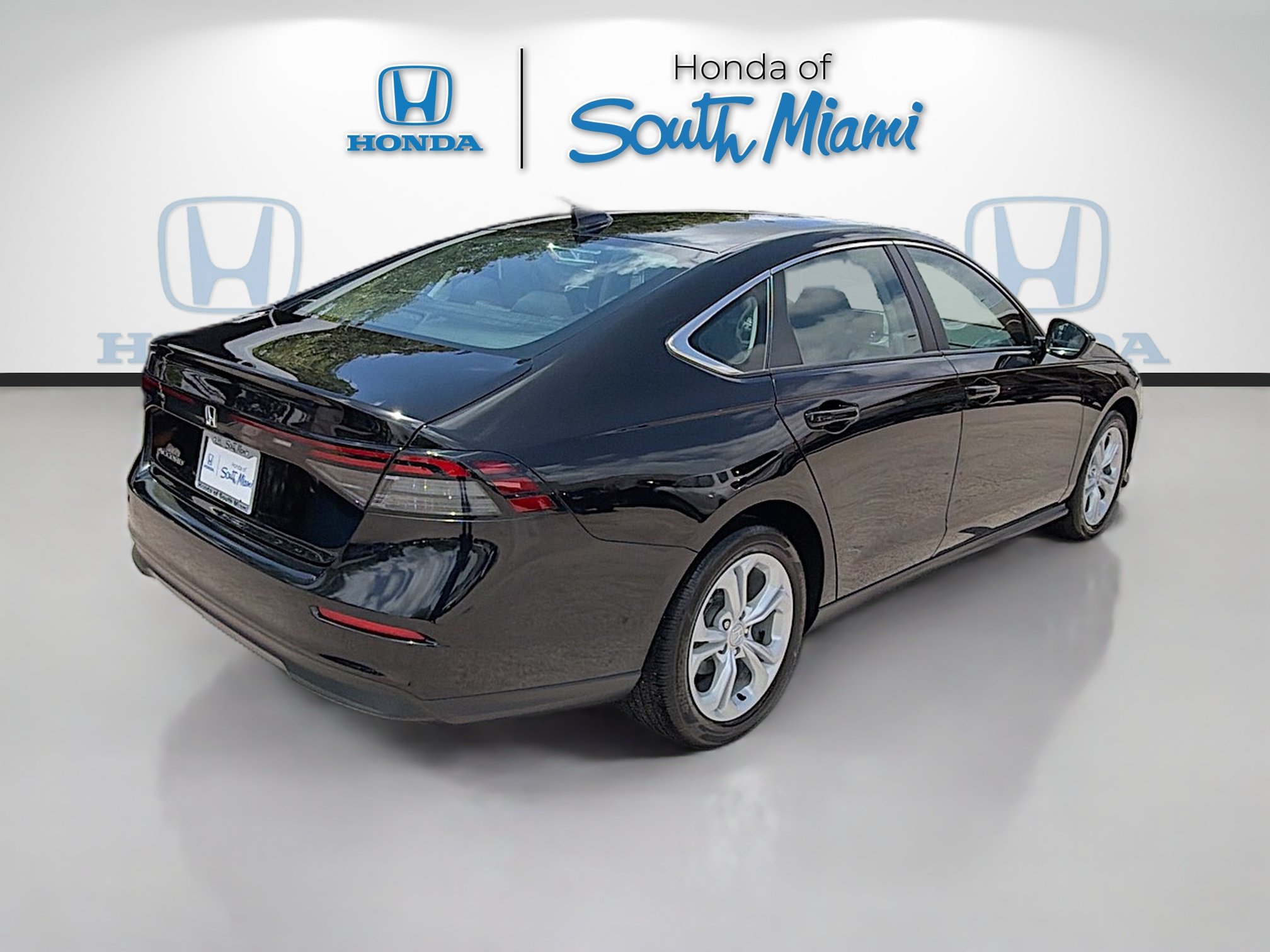 Certified 2024 Honda Accord LX image 7
