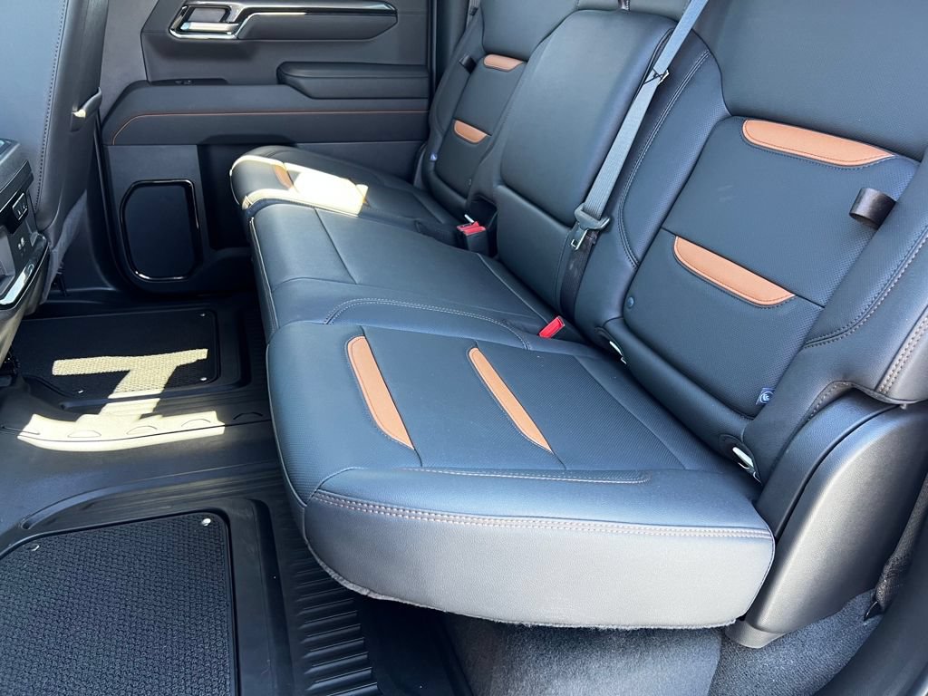 Used 2025 GMC Sierra 1500 AT4 AWD/4WD image 15