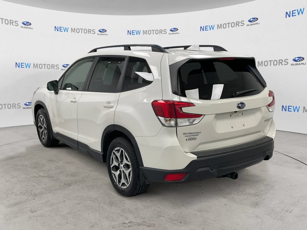 Used 2020 Subaru Forester Premium AWD/4WD image 2