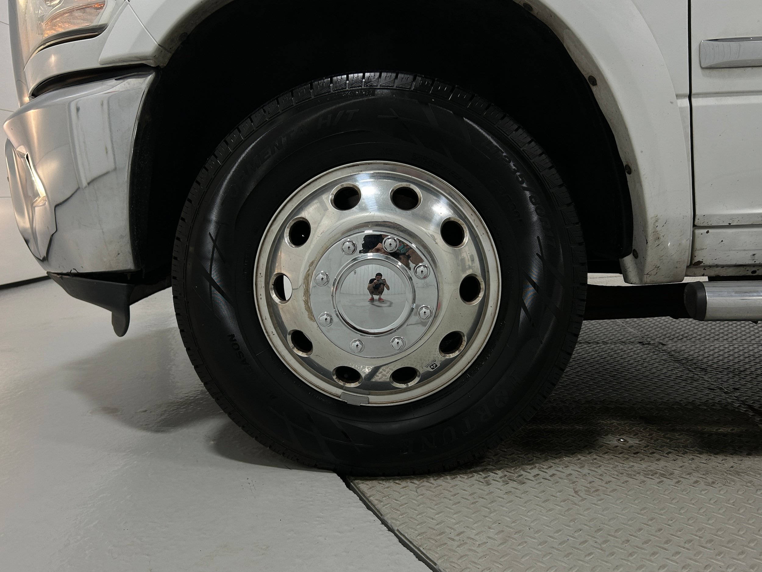 Used 2013 RAM 3500 Laramie RWD image 35