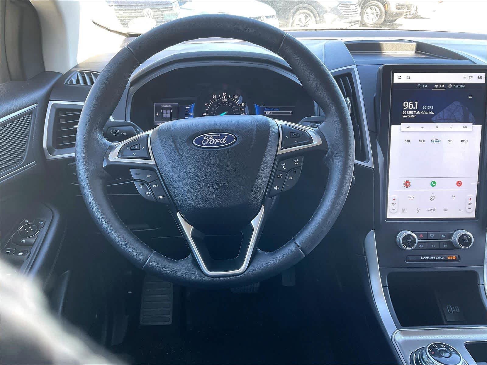 Used 2022 Ford Edge SEL w/ Convenience Package AWD/4WD image 17
