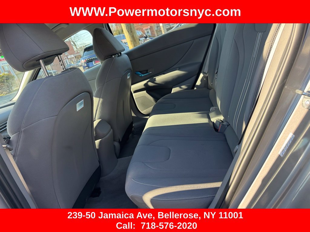 Used 2023 Hyundai Elantra SEL w/ Convenience Package FWD image 18