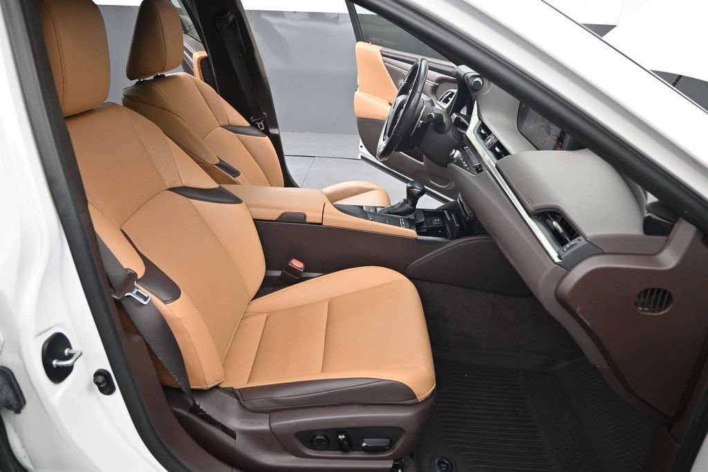 Used 2021 Lexus ES 350 w/ Premium Package FWD image 29