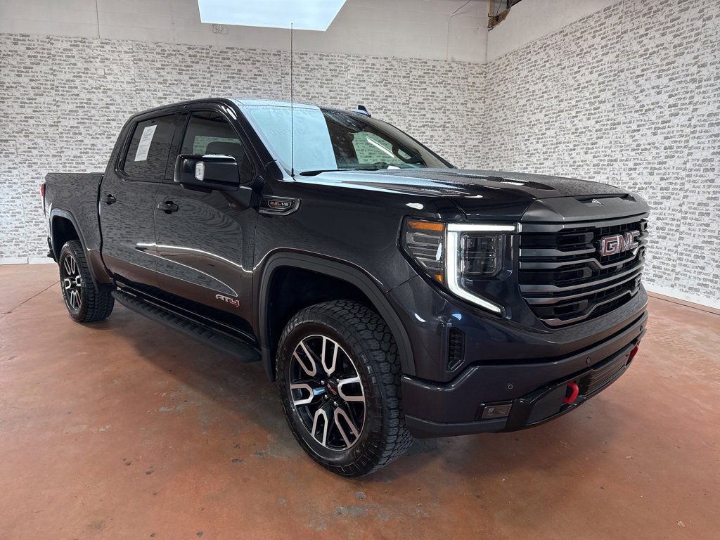 Used 2022 GMC Sierra 1500 AT4 w/ Technology Package