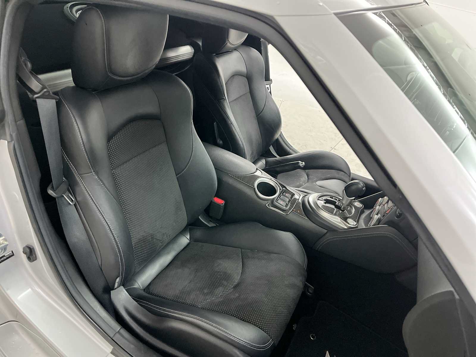 Used 2013 Nissan 370Z Touring w/ Sport Pkg RWD image 28