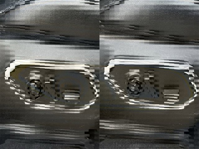 Used 2024 Jeep Wagoneer L Series II image 29