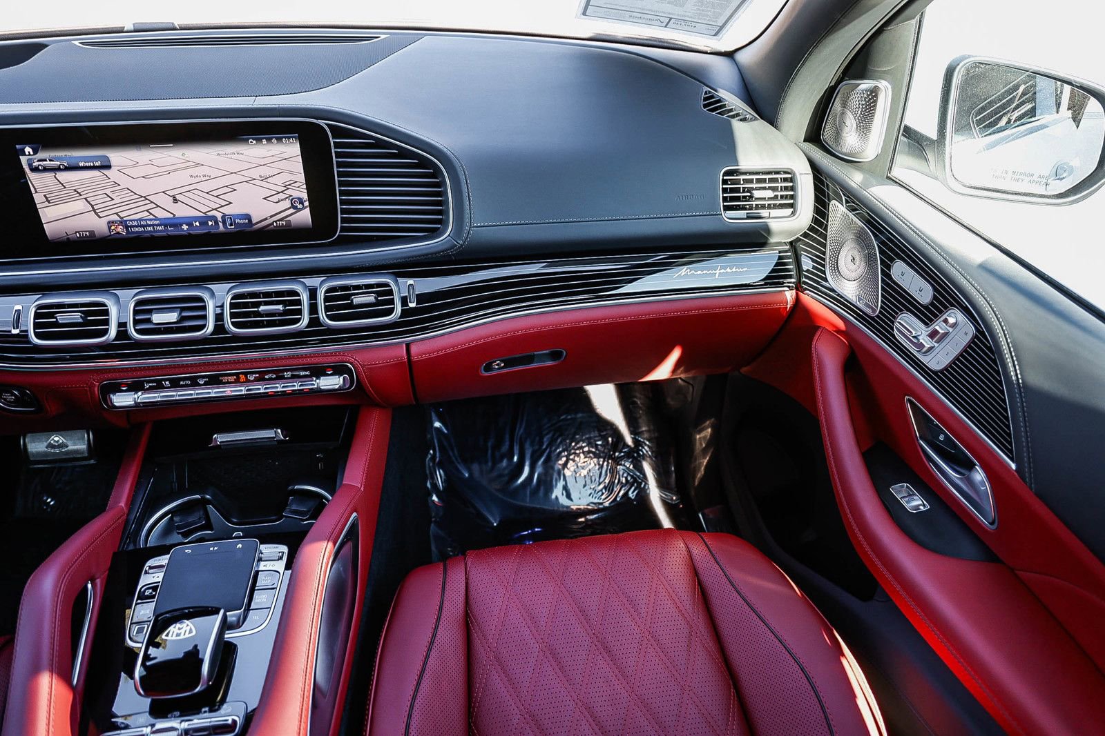 Certified 2025 Mercedes-Benz Maybach GLS 600 4MATIC image 15