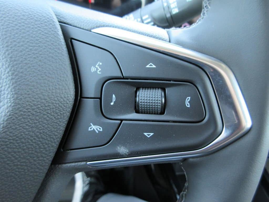 New 2026 Chevrolet Trax LT w/ Driver Confidence Package FWD image 25