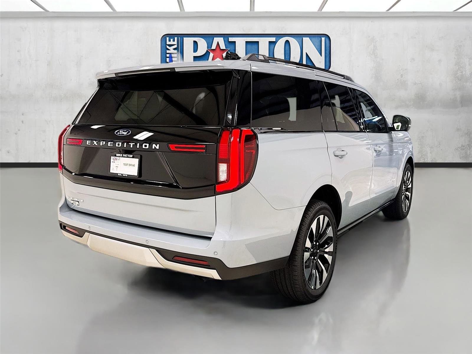 New 2025 Ford Expedition Platinum w/ Platinum Ultimate Package image 7