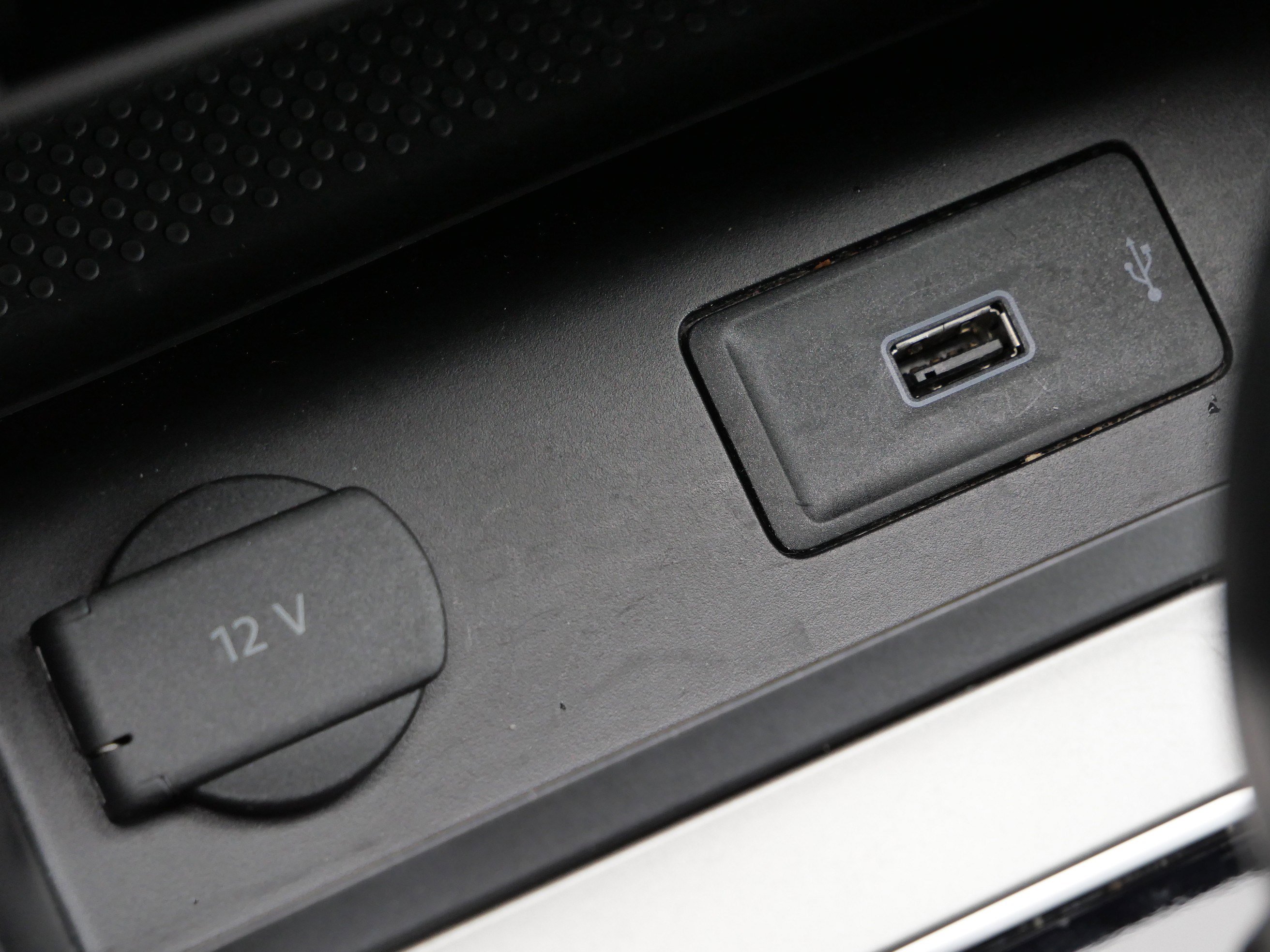 Certified 2020 Volkswagen Passat 2.0T SE image 28