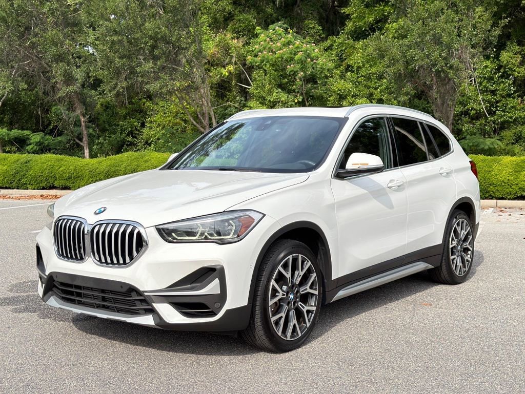 Used 2022 BMW X1 xDrive28i w/ Premium Package AWD/4WD image 1