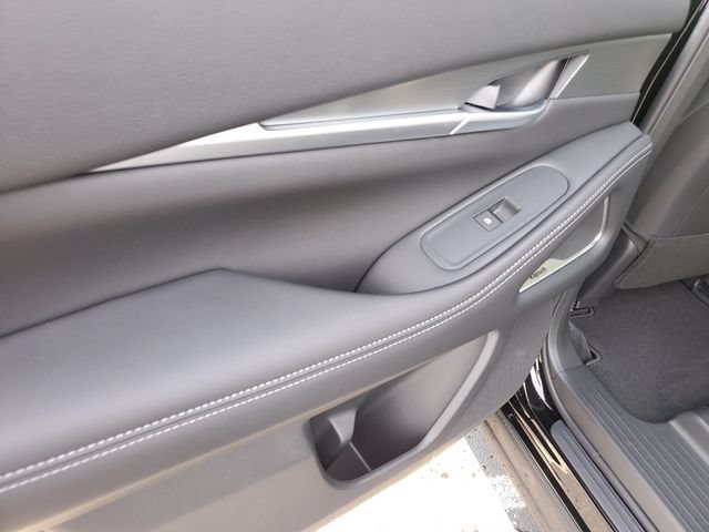 New 2027 INFINITI QX60 Luxe w/ Cargo Package FWD image 18