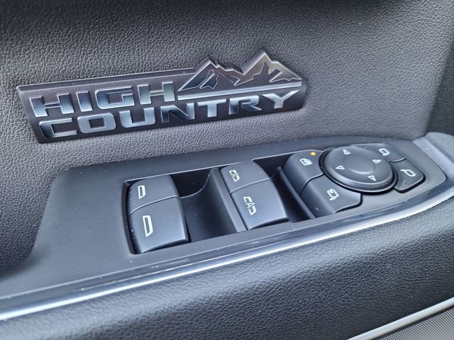 Used 2026 Chevrolet Silverado 1500 High Country image 11