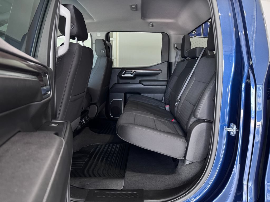 Certified 2023 Chevrolet Silverado 1500 LT AWD/4WD image 13