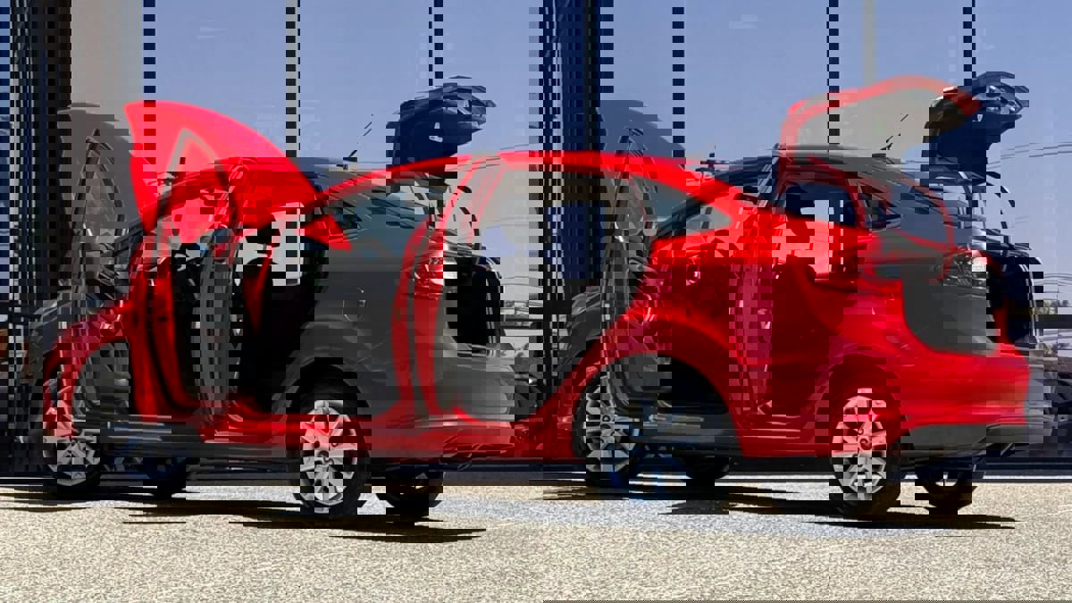 Used 2012 Ford Fiesta SE FWD image 29