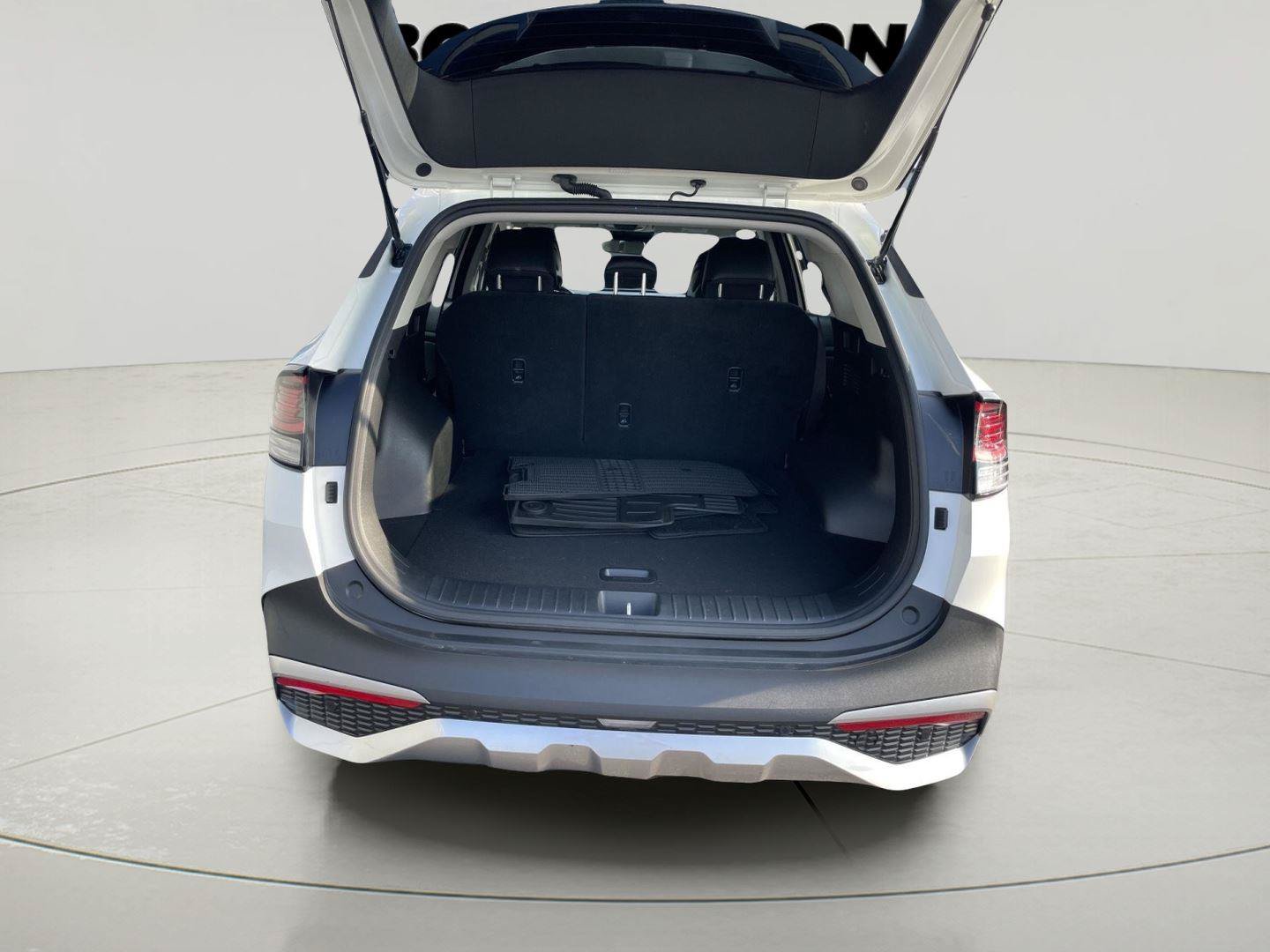 Used 2023 Kia Sportage EX AWD/4WD image 9