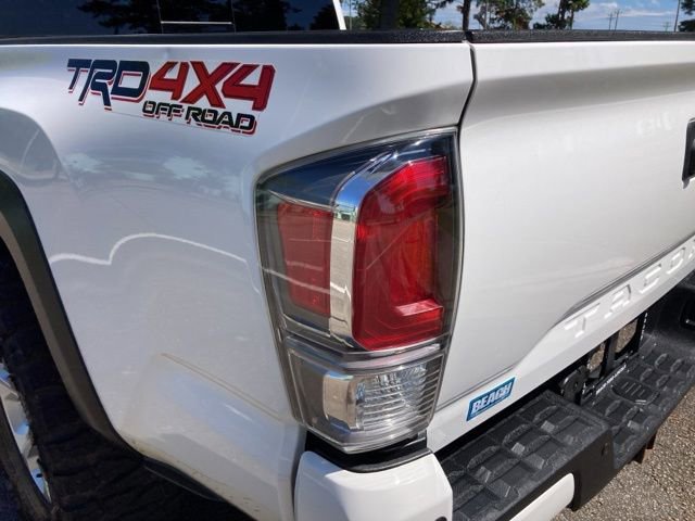 Used 2021 Toyota Tacoma TRD Off-Road image 14