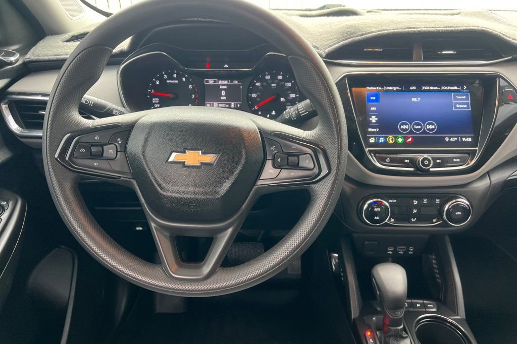 Used 2021 Chevrolet TrailBlazer LT w/ Convenience Package image 11