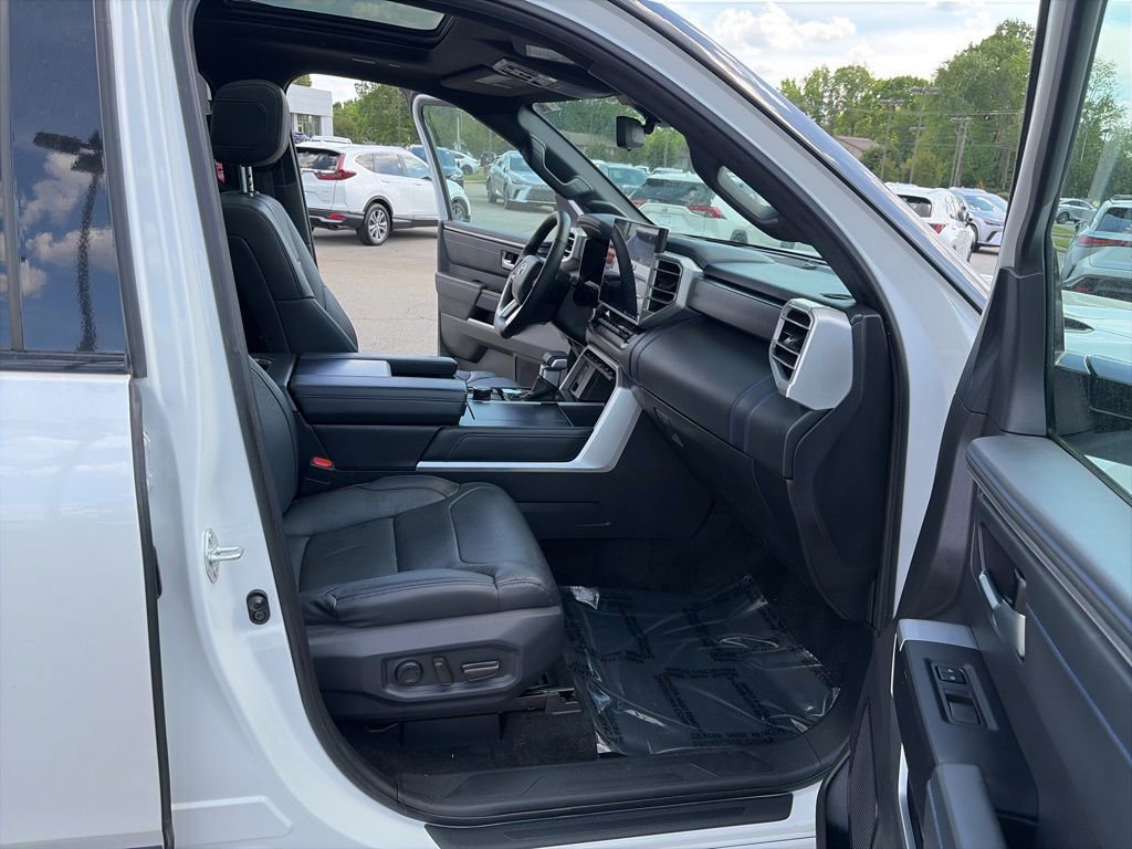 Used 2023 Toyota Sequoia Platinum image 19